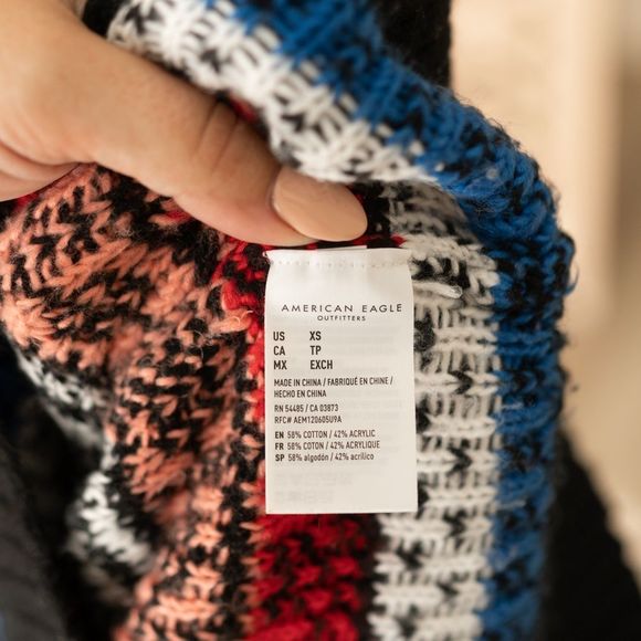 Women’s American‎ Eagle Mock Neck Snowflake Sweater size XS - Picture 7 of 11